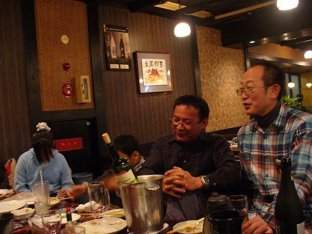 12月23日 恒例のすーぱー百番 忘年会 イルミネーション見学です 凸凹ランニング倶楽部 ダイエット通信 12月23日 恒例のすーぱー百番 忘年会 イルミネーション見学です 凸凹ランニング倶楽部 ダイエット通信
